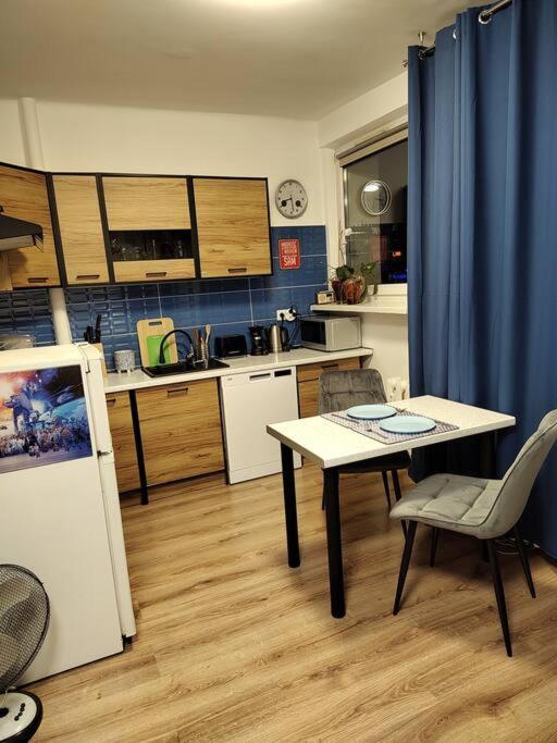Apartment Star Wars Climate